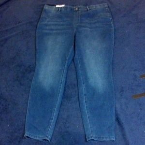 Blue jeans high rise